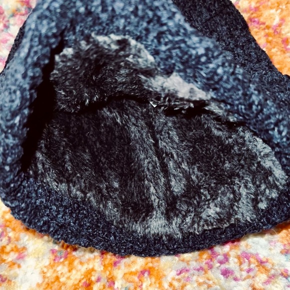 THE WINTER BRAND || Dark Chenille Lined Beanie ✨NWT✨ - Picture 6 of 6